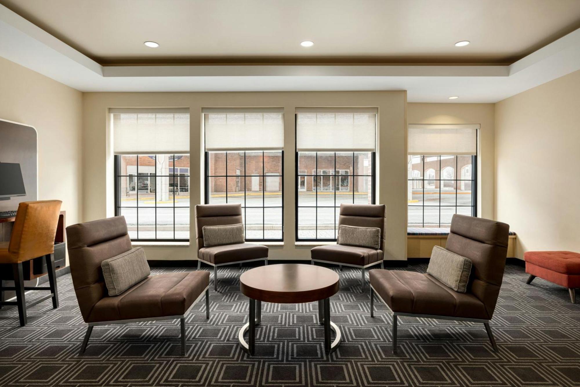 Towneplace Suites By Marriott Williamsport Bagian luar foto